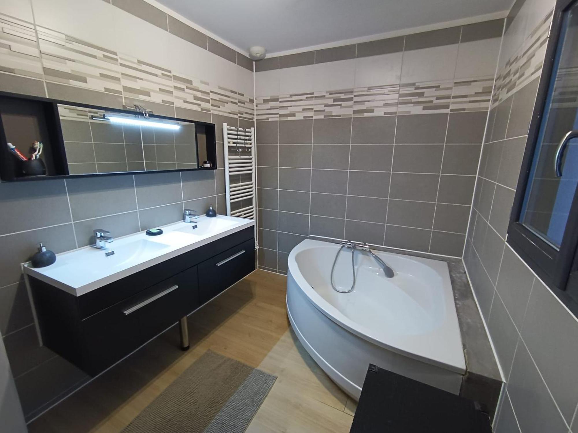 Chambres A Vacquieres Exterior photo